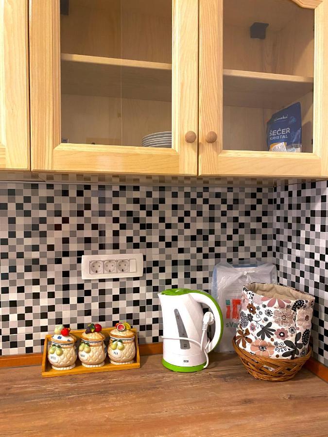 Apartment Njegos Пераст Екстер'єр фото